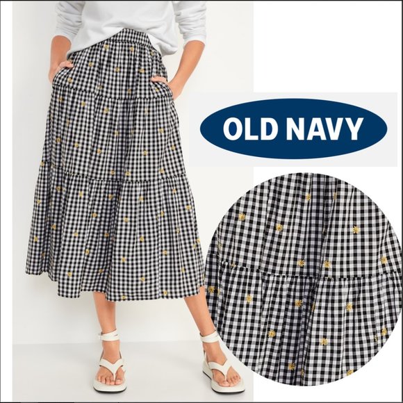 Old Navy Dresses & Skirts - 🇺🇸 Old Navy Tiered Gingham Maxi Skirt Tall